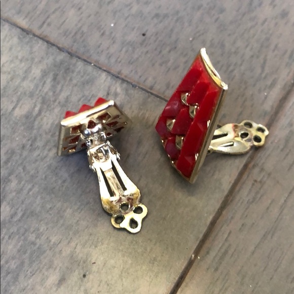 Vintage red necklace & earrings. - Picture 3 of 5